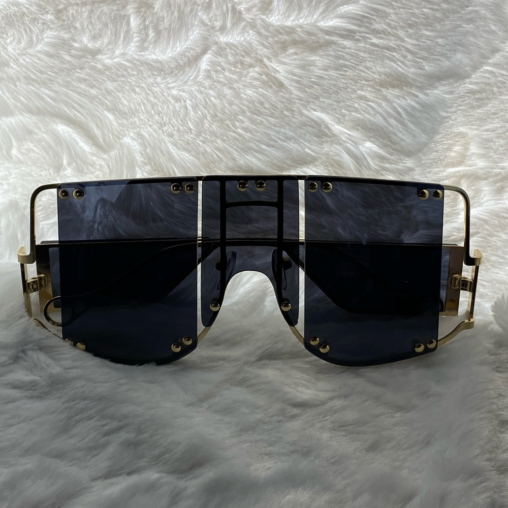 Oversized frames